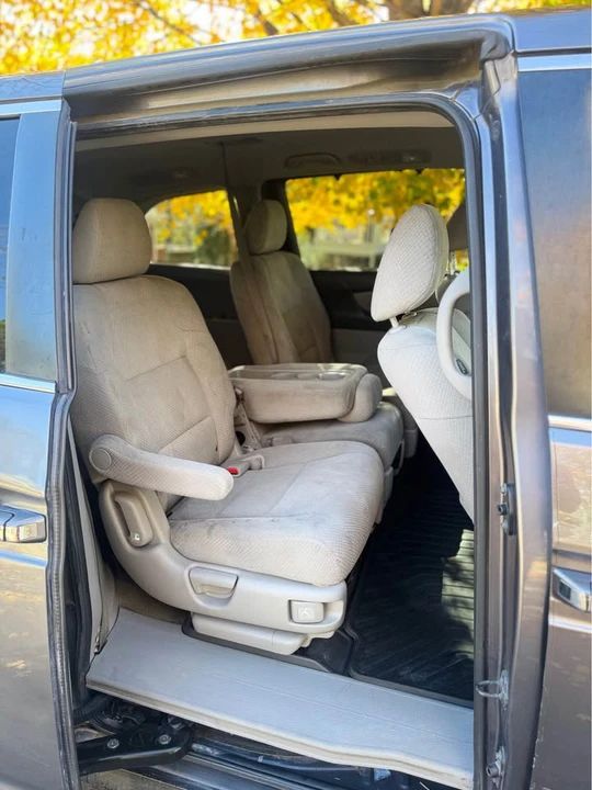 2014 Honda Odyssey - Image 5 of 9