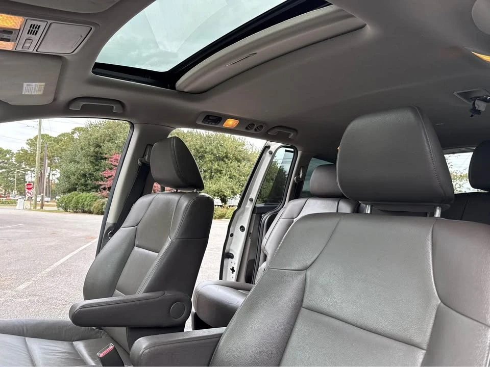 2014 Honda Odyssey - Image 14 of 20