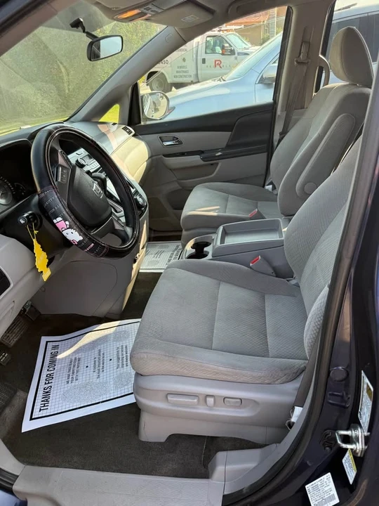 2014 Honda Odyssey - Image 13 of 20