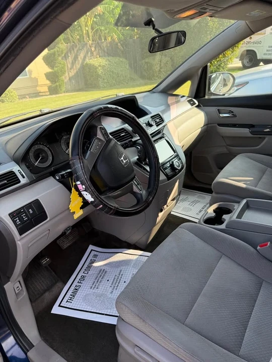 2014 Honda Odyssey - Image 11 of 20