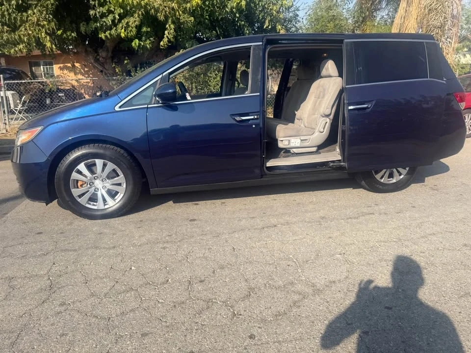 2014 Honda Odyssey - Image 3 of 20