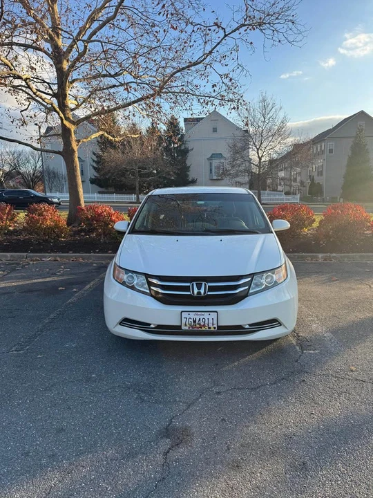 2014 Honda Odyssey - Image 2 of 7