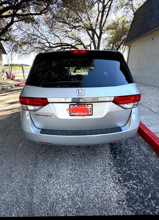 2014 Honda Odyssey - Image 2 of 14