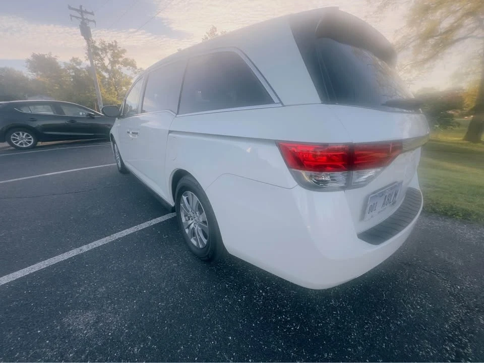 2014 Honda Odyssey - Image 4 of 9