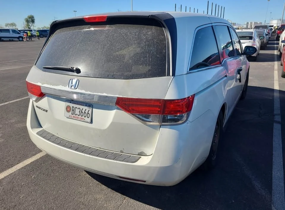 2014 Honda Odyssey - Image 4 of 16