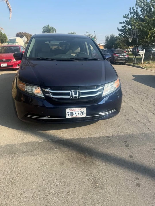 2014 Honda Odyssey - Image 2 of 15