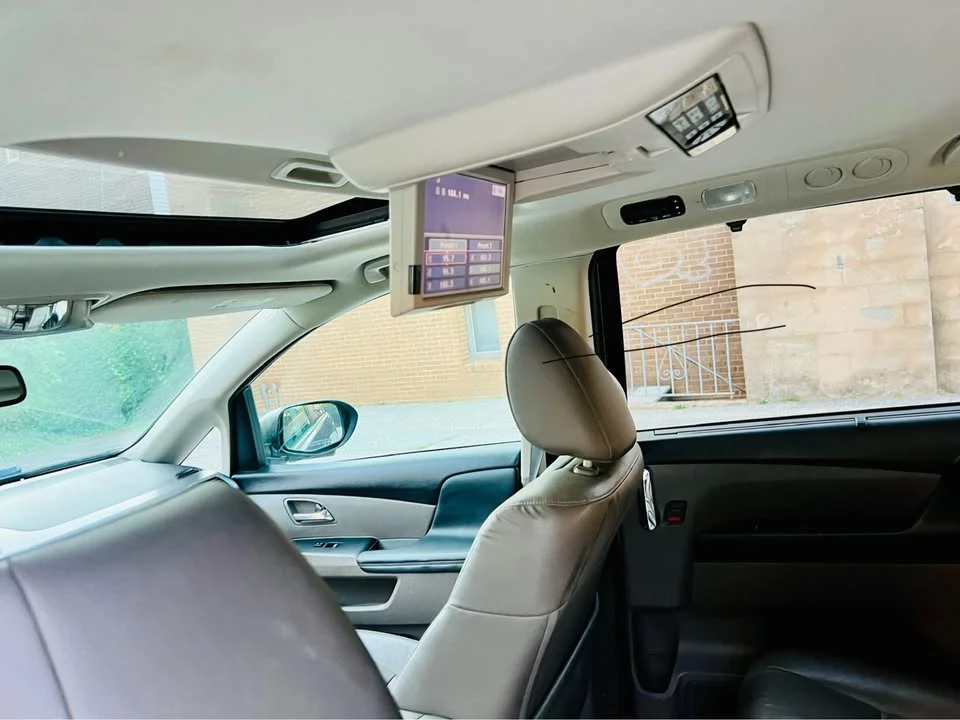 2014 Honda Odyssey - Image 7 of 19