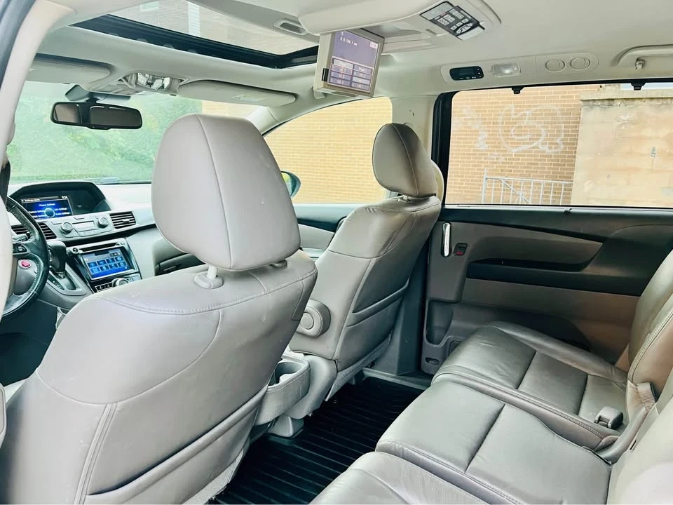 2014 Honda Odyssey - Image 8 of 19