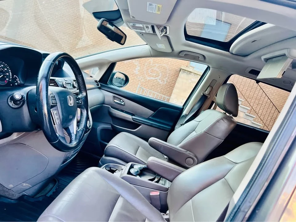 2014 Honda Odyssey - Image 15 of 19