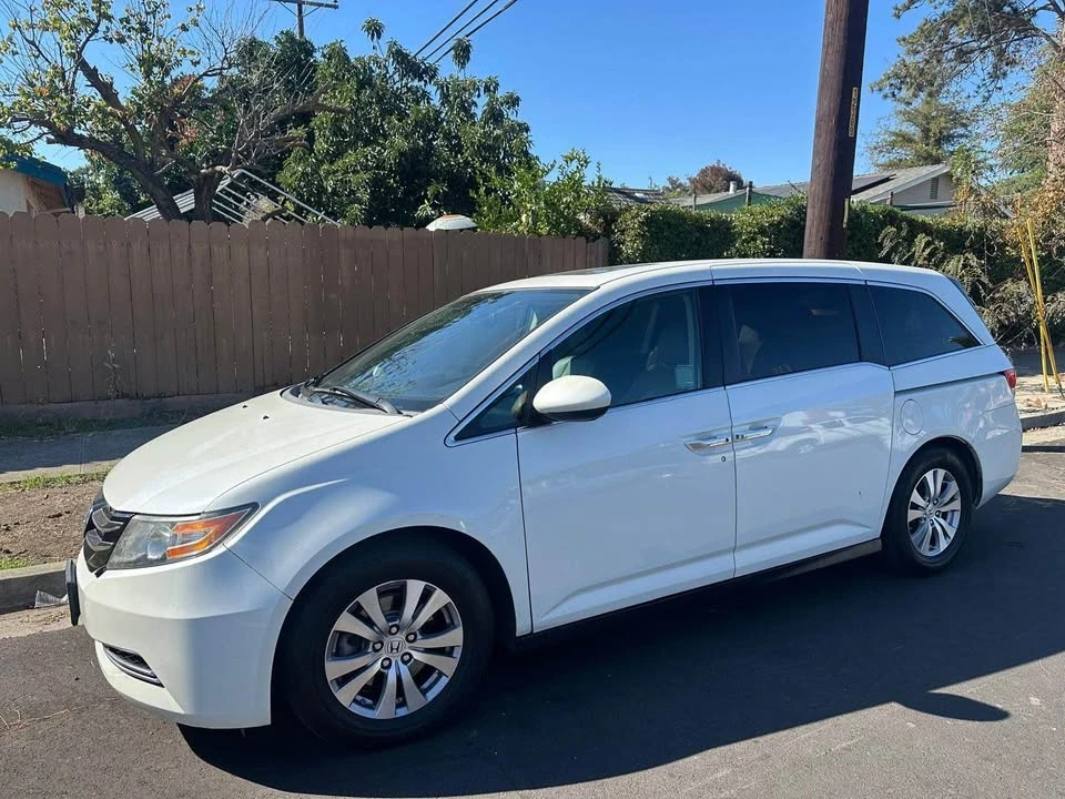2014 Honda Odyssey - Image 3 of 9