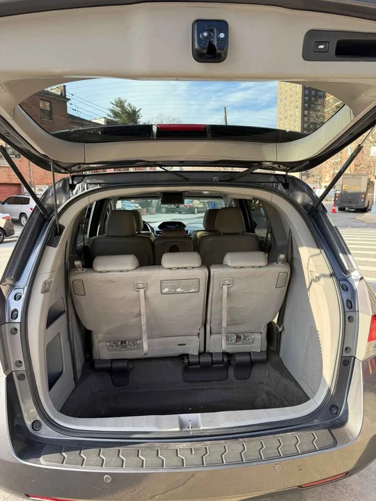 2014 Honda Odyssey - Image 14 of 18