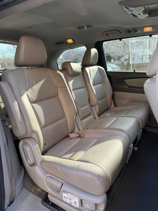 2014 Honda Odyssey - Image 12 of 18