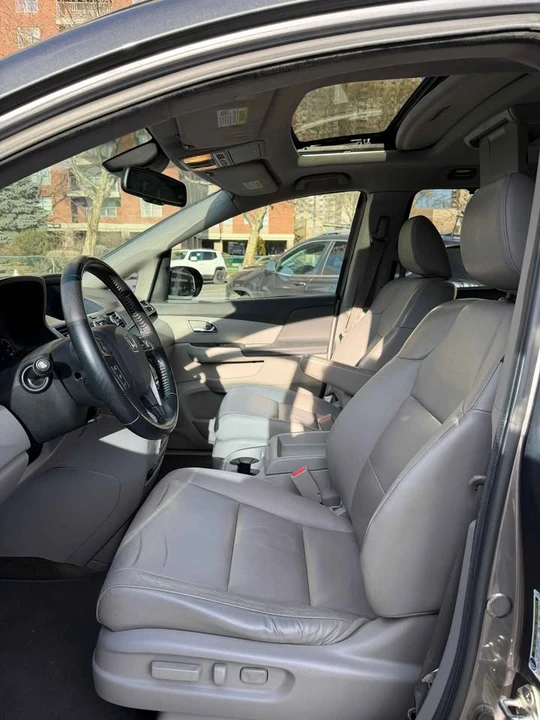 2014 Honda Odyssey - Image 8 of 18