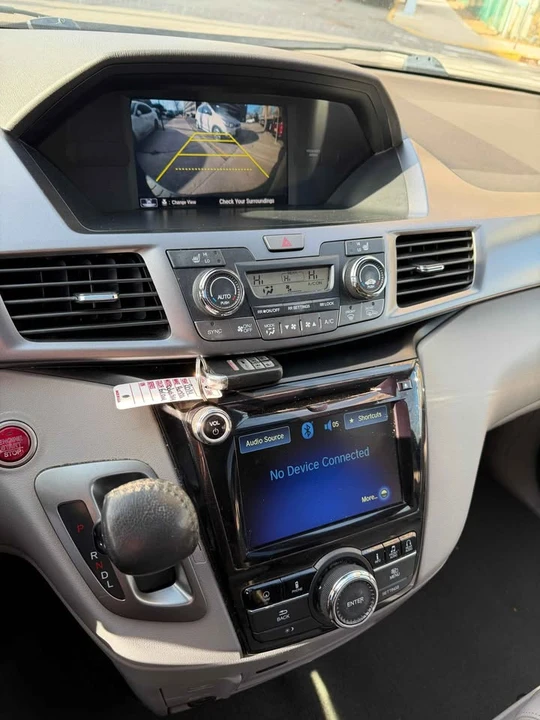 2014 Honda Odyssey - Image 17 of 18