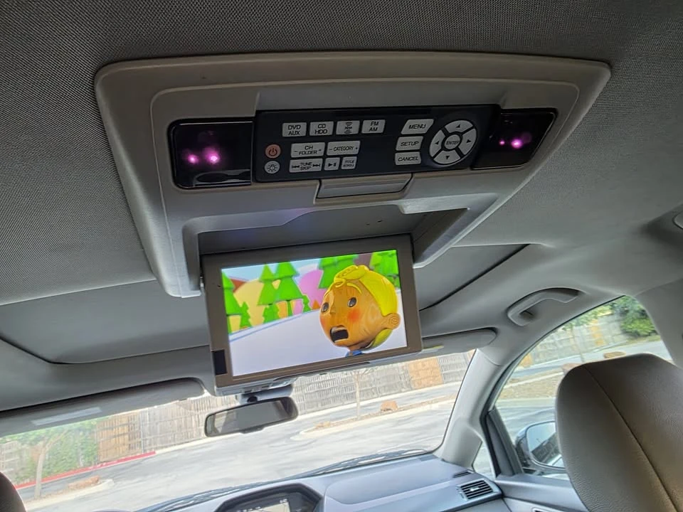 2014 Honda Odyssey - Image 15 of 20