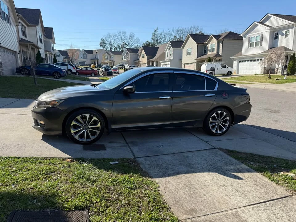 2014 Honda Accord 9th Gen - Image 7 of 13