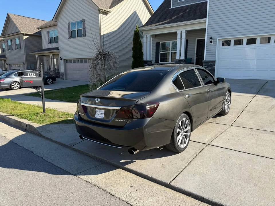 2014 Honda Accord 9th Gen - Image 6 of 13