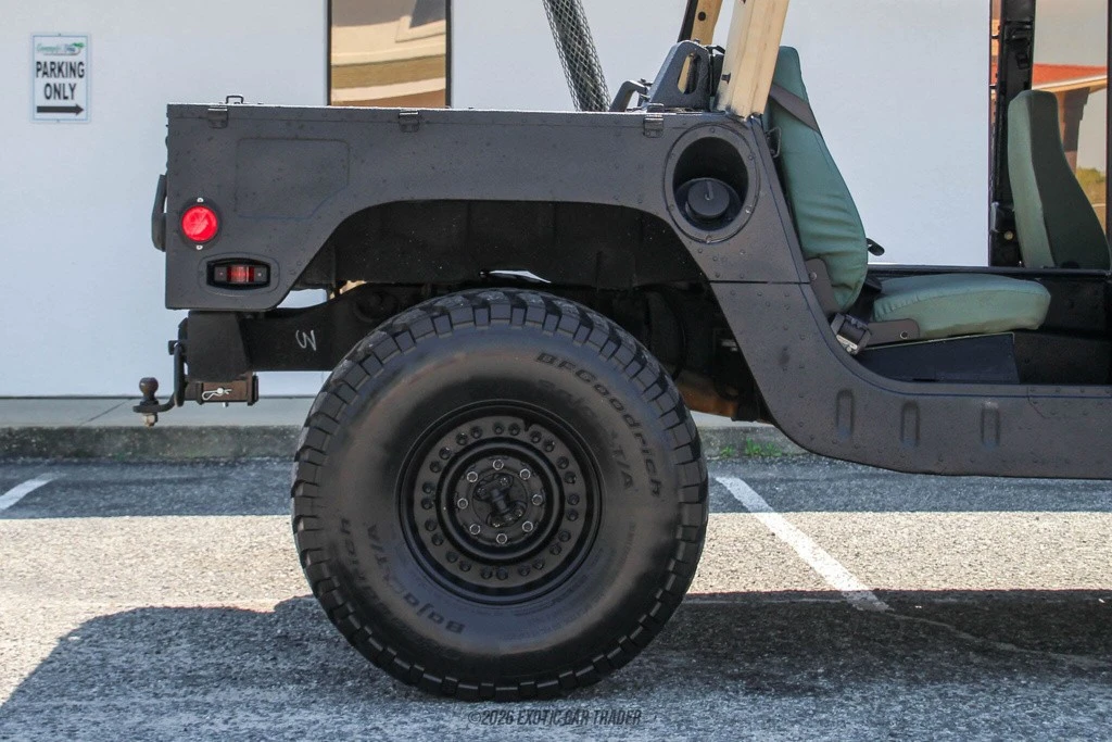 2014 Hummer HMMWV - Image 10 of 12