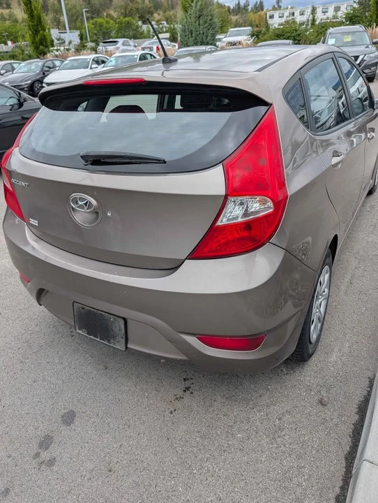 2014 Hyundai Accent - Image 8 of 9