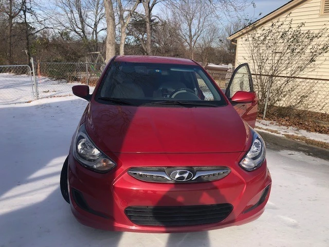2014 Hyundai Accent - Image 2 of 11