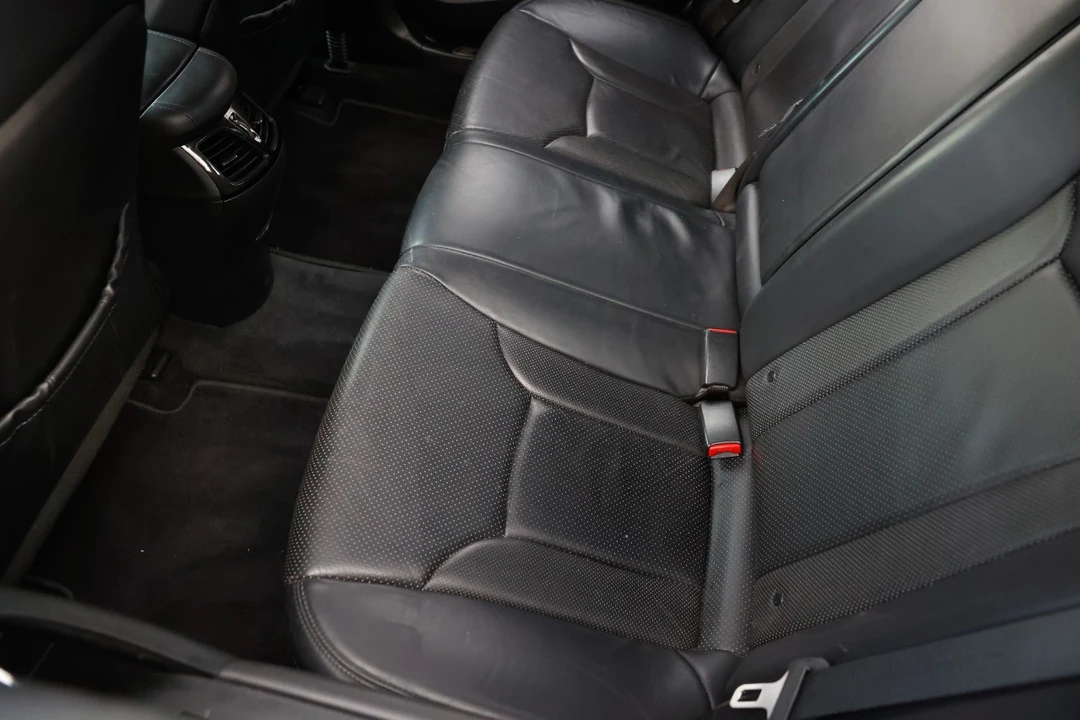 2014 Hyundai Azera - Image 10 of 12