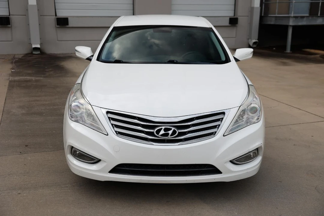 2014 Hyundai Azera - Image 19 of 21