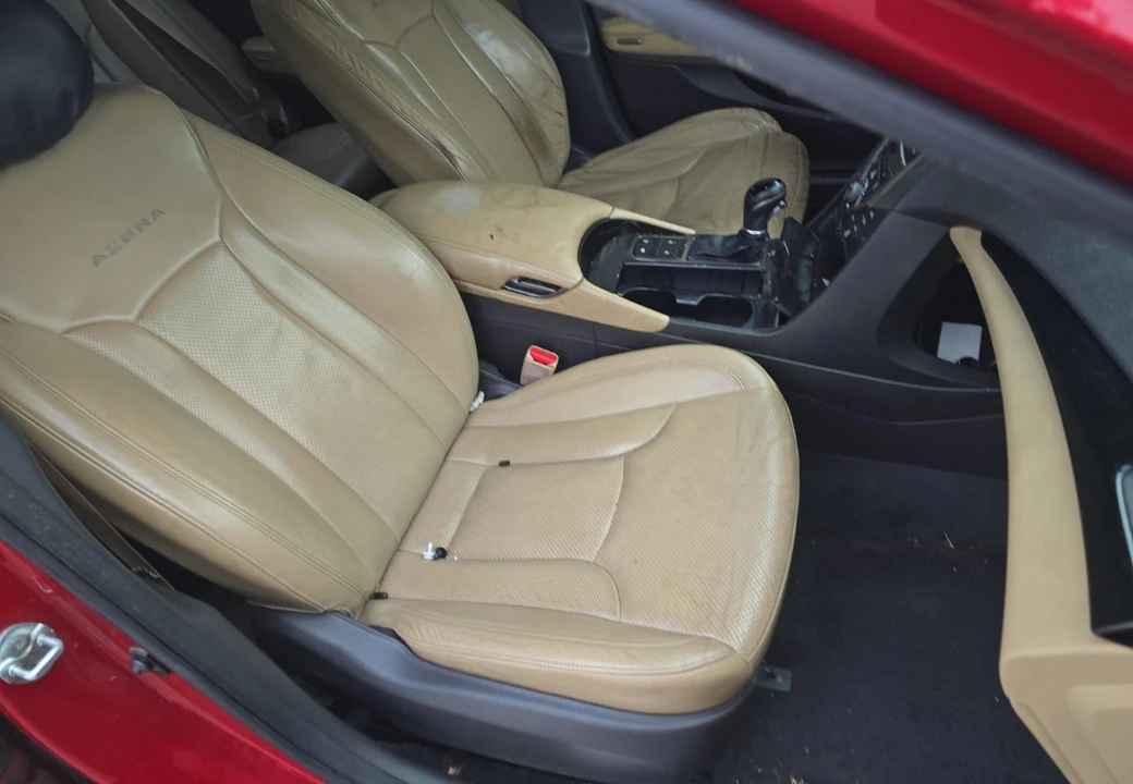 2014 Hyundai Azera - Image 11 of 12