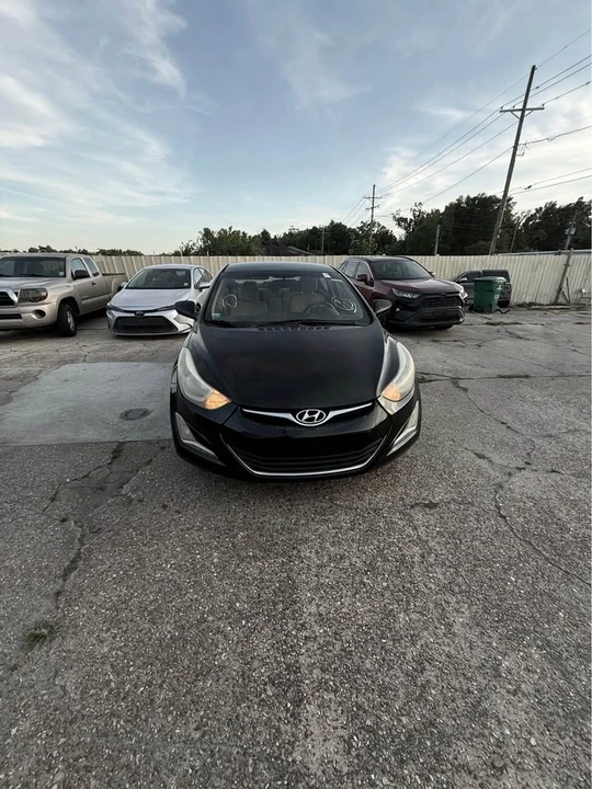 2014 Hyundai Elantra - Image 5 of 15