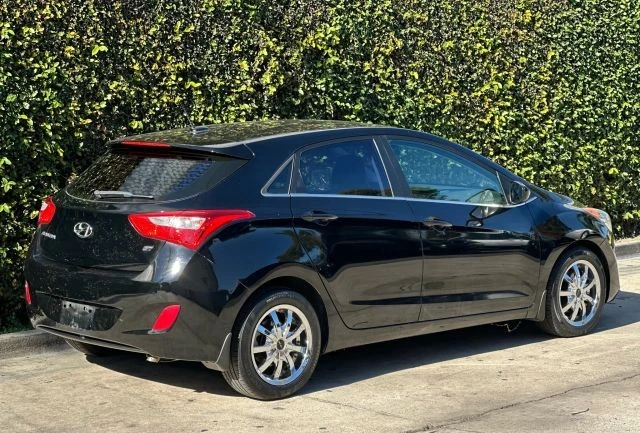 2014 Hyundai Elantra - Image 12 of 21