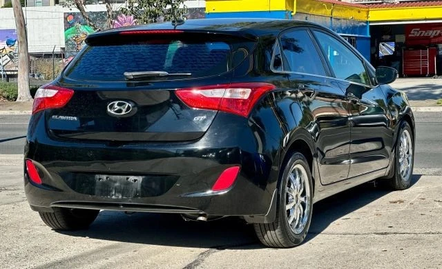 2014 Hyundai Elantra - Image 8 of 21