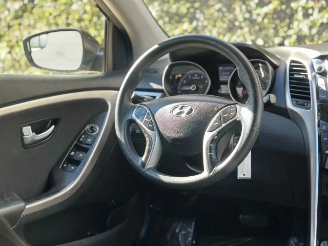 2014 Hyundai Elantra - Image 19 of 21