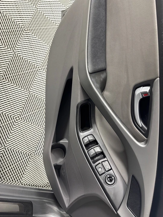 2014 Hyundai Elantra - Image 11 of 12
