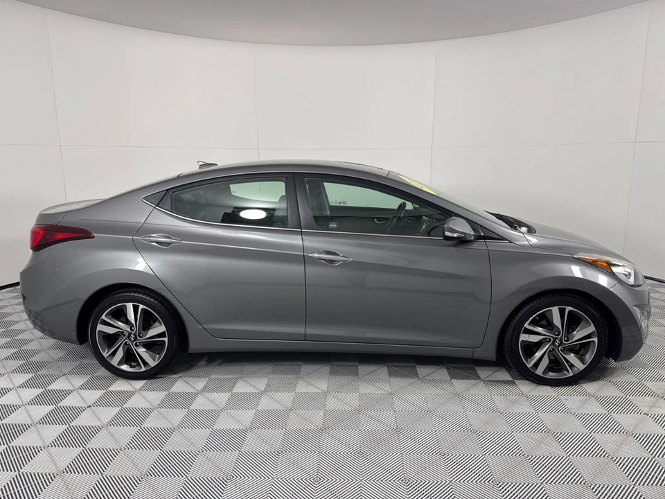 2014 Hyundai Elantra - Image 4 of 12