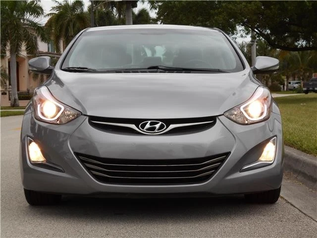 2014 Hyundai Elantra - Image 5 of 12