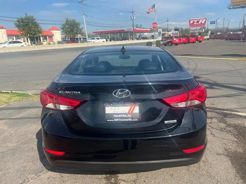 2014 Hyundai Elantra - Image 7 of 12