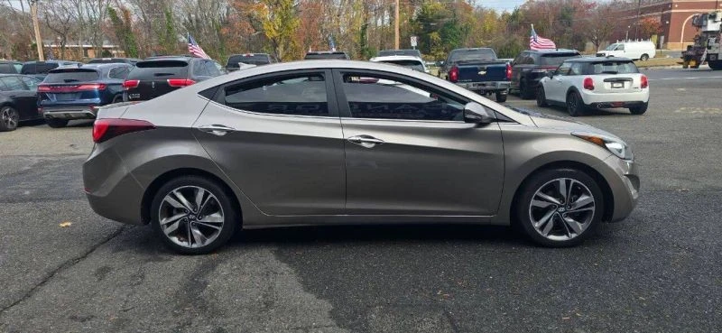 2014 Hyundai Elantra - Image 4 of 7