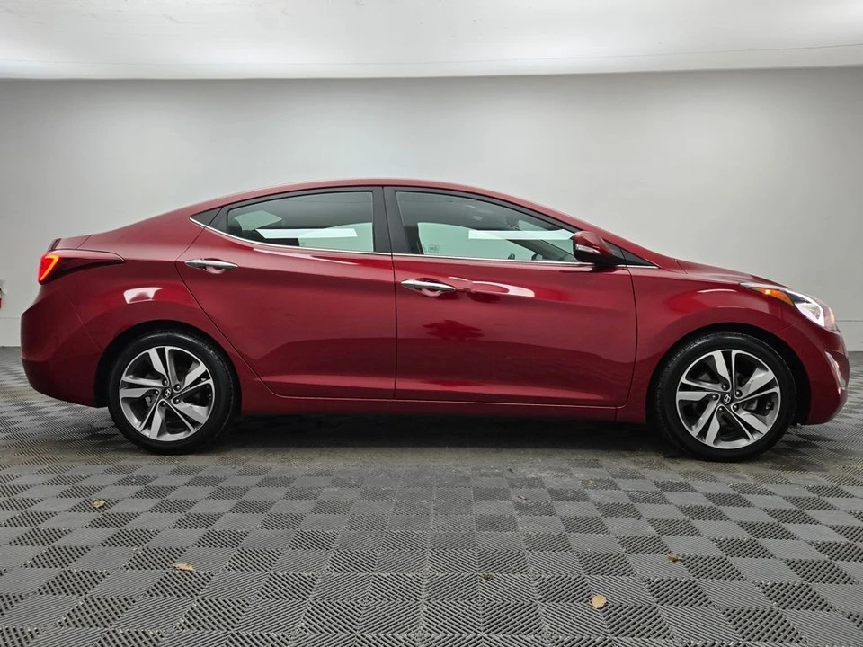 2014 Hyundai Elantra - Image 9 of 12