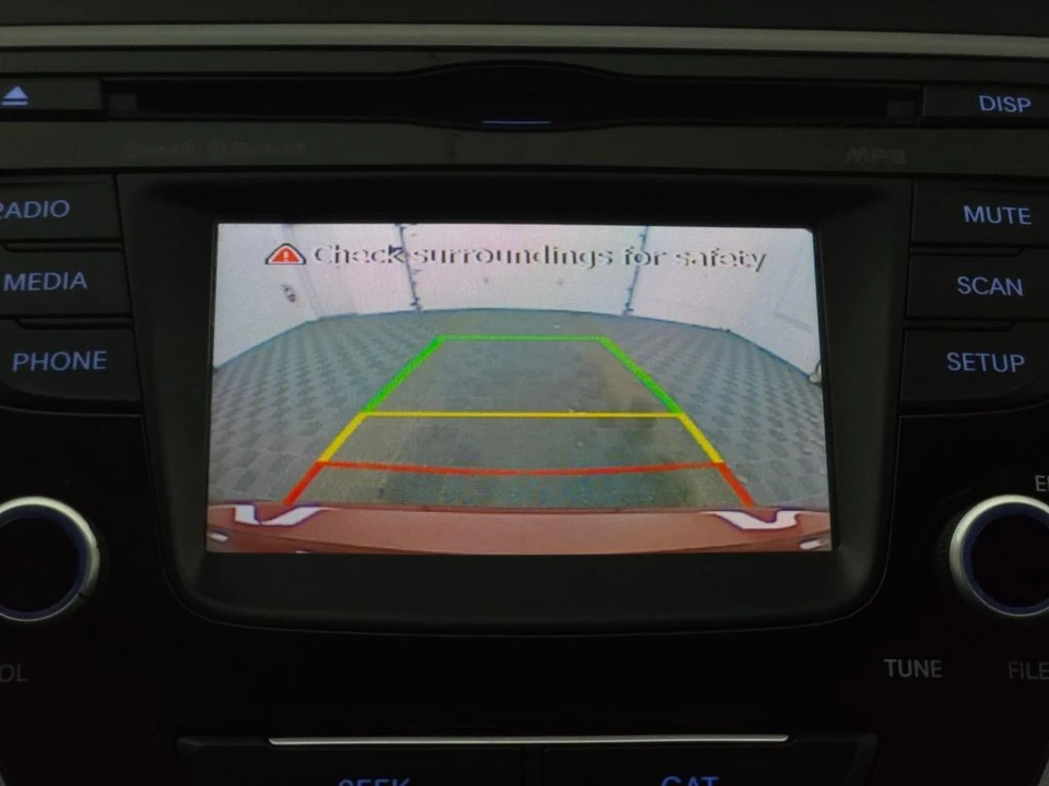 2014 Hyundai Elantra - Image 3 of 12
