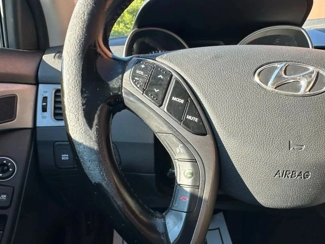 2014 Hyundai Elantra - Image 17 of 21