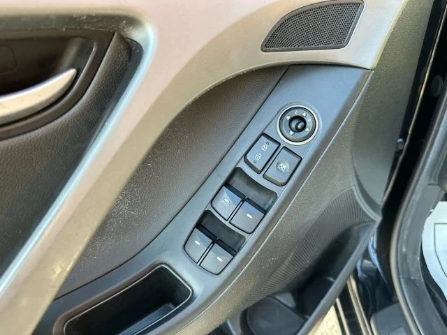 2014 Hyundai Elantra - Image 10 of 21