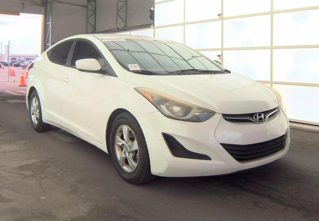 2014 Hyundai Elantra - Image 3 of 10