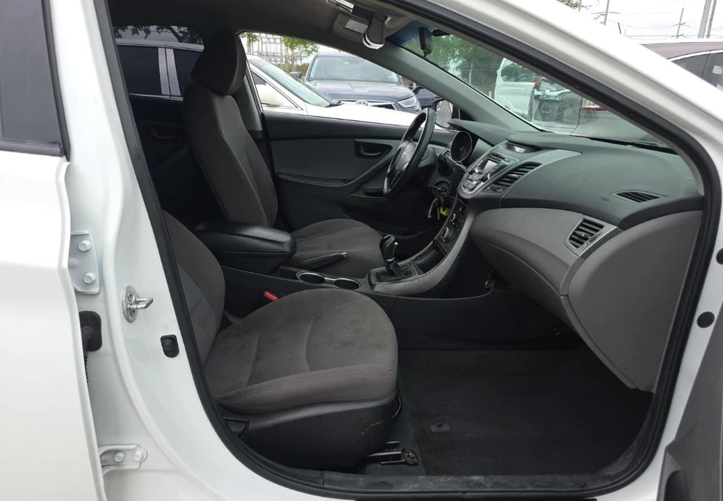 2014 Hyundai Elantra - Image 10 of 10