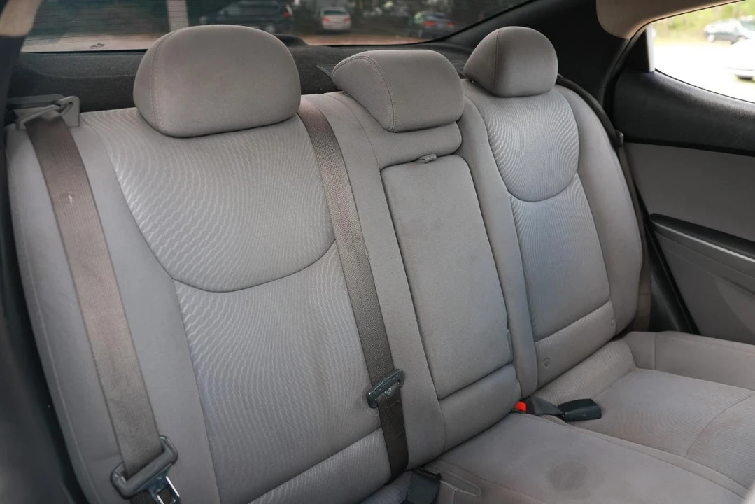 2014 Hyundai Elantra - Image 14 of 21