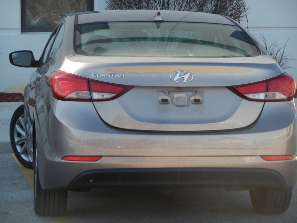 2014 Hyundai Elantra - Image 13 of 21