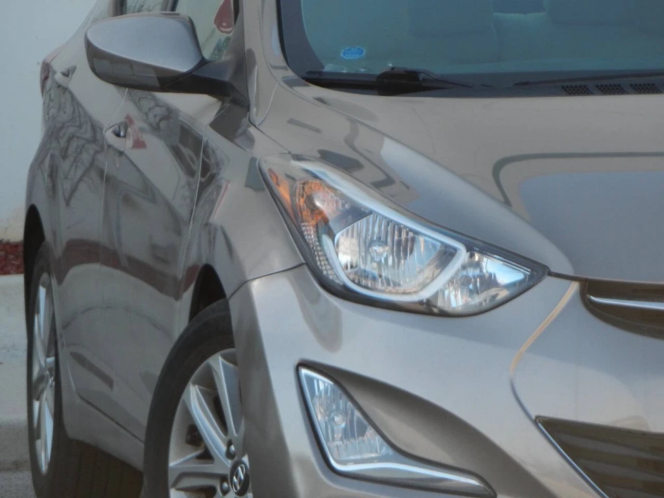 2014 Hyundai Elantra - Image 6 of 12