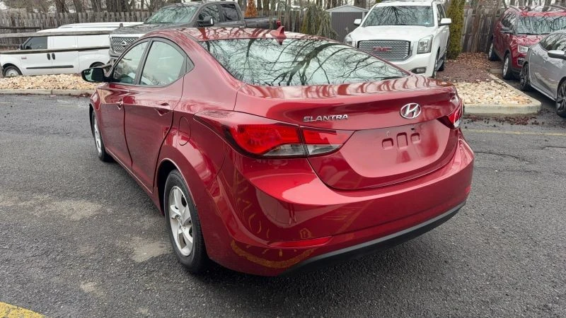 2014 Hyundai Elantra - Image 7 of 12