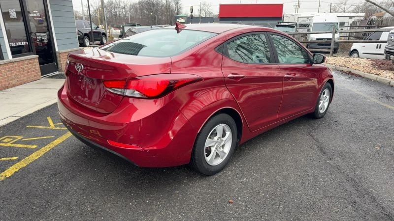 2014 Hyundai Elantra - Image 5 of 12