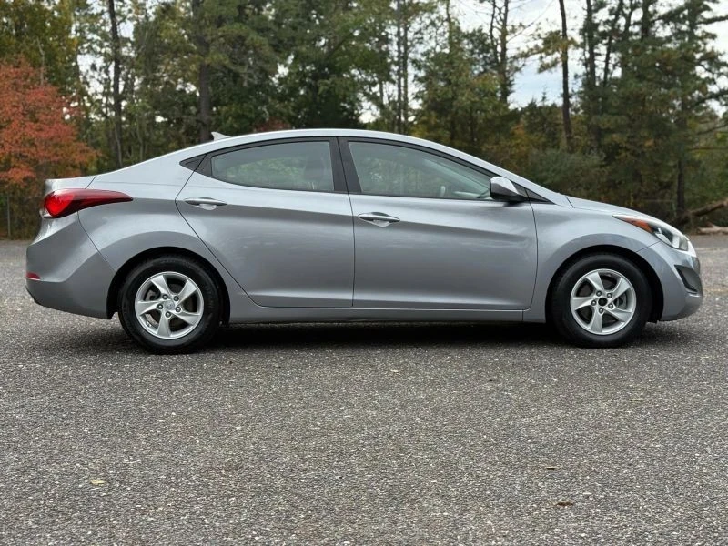 2014 Hyundai Elantra - Image 6 of 12