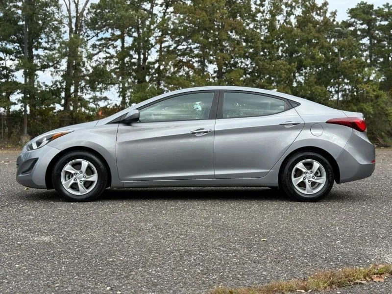 2014 Hyundai Elantra - Image 2 of 12