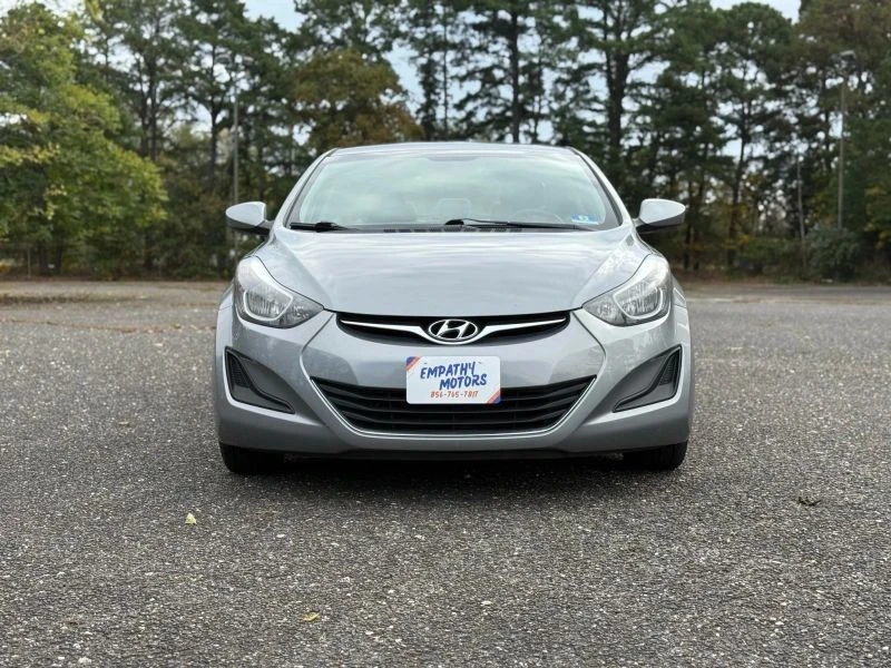 2014 Hyundai Elantra - Image 8 of 12